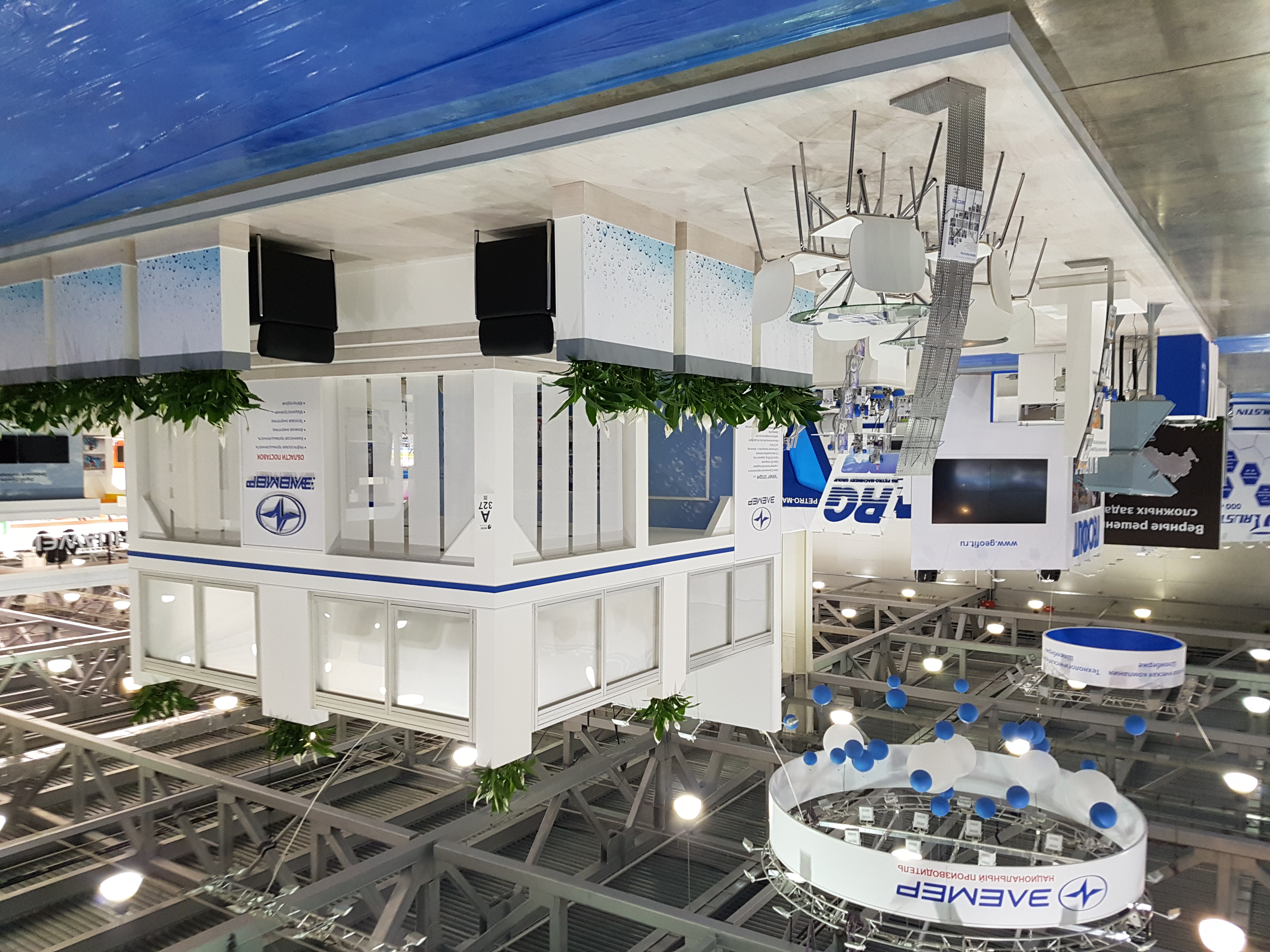 Двухэтажные выставочные стенды. Особенности и преимущества